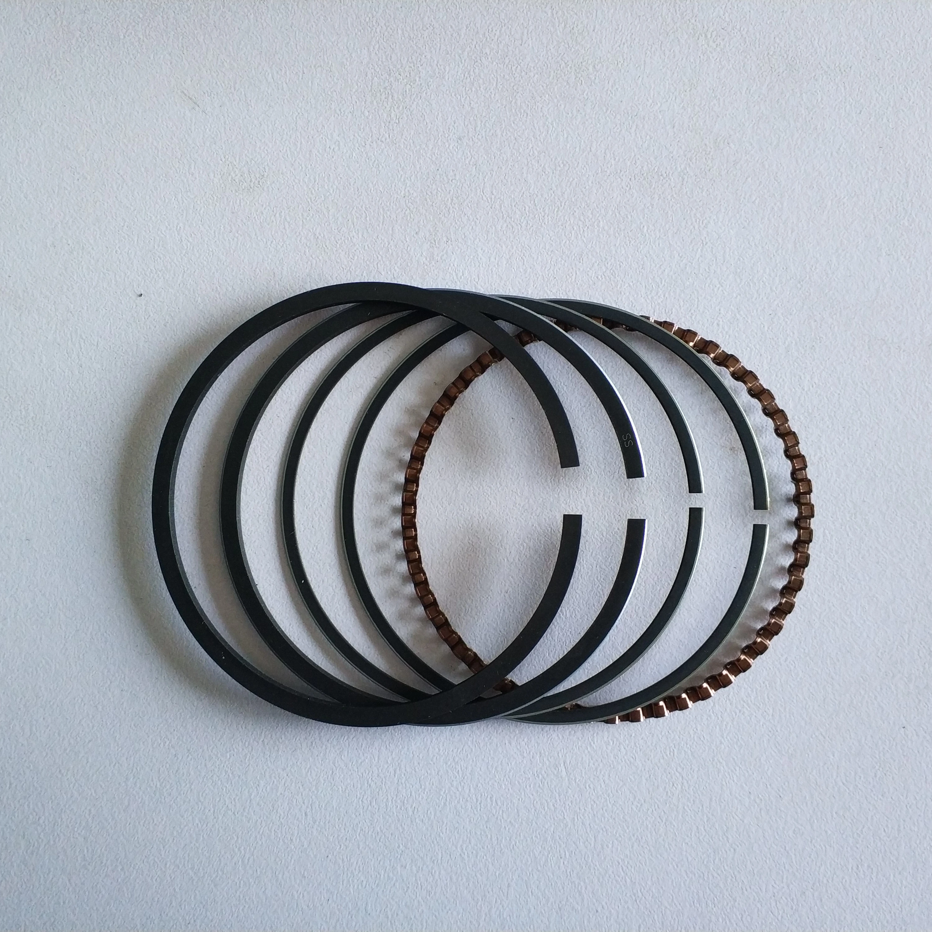 

Robin EH09 EH12 ER12 EX17 EX21 EX27 EX35 EX40 EY15 EY20 EY28 piston ring set