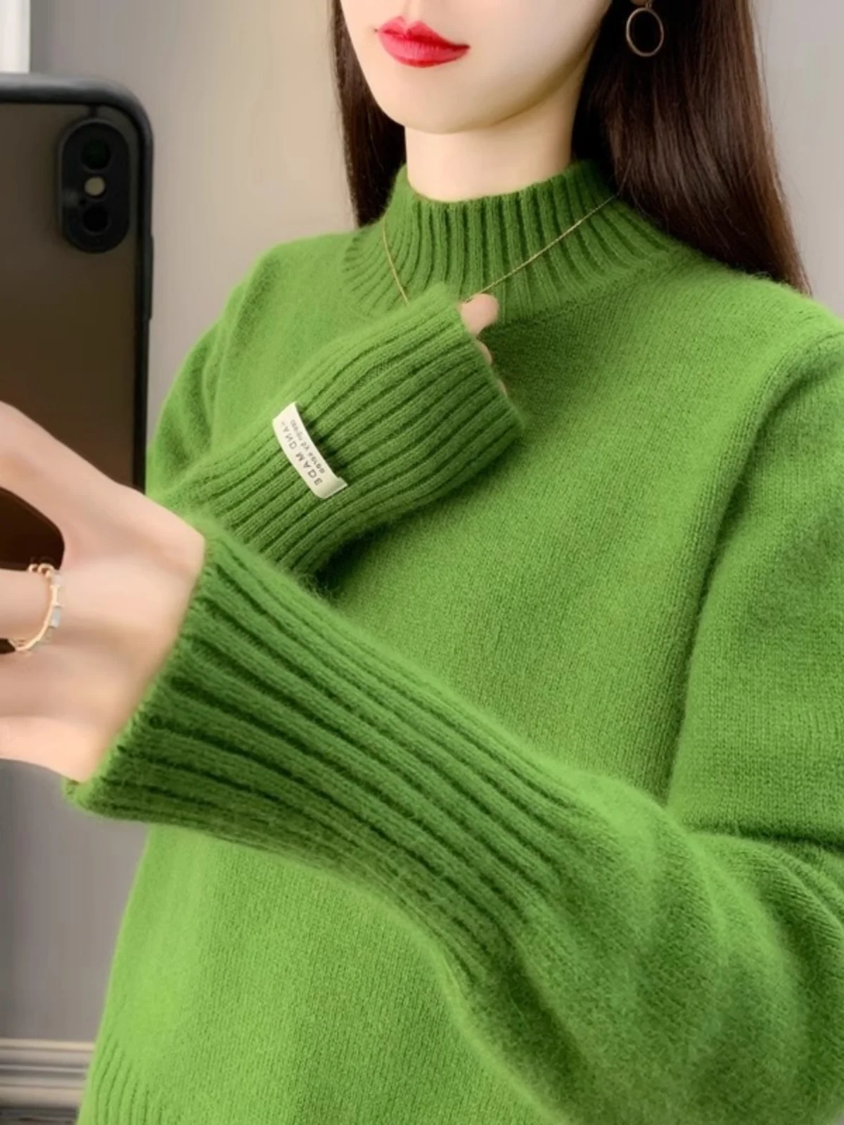 Осень и зима 2024 новый утолщенный свитер внутренняя одежда базовая рубашка