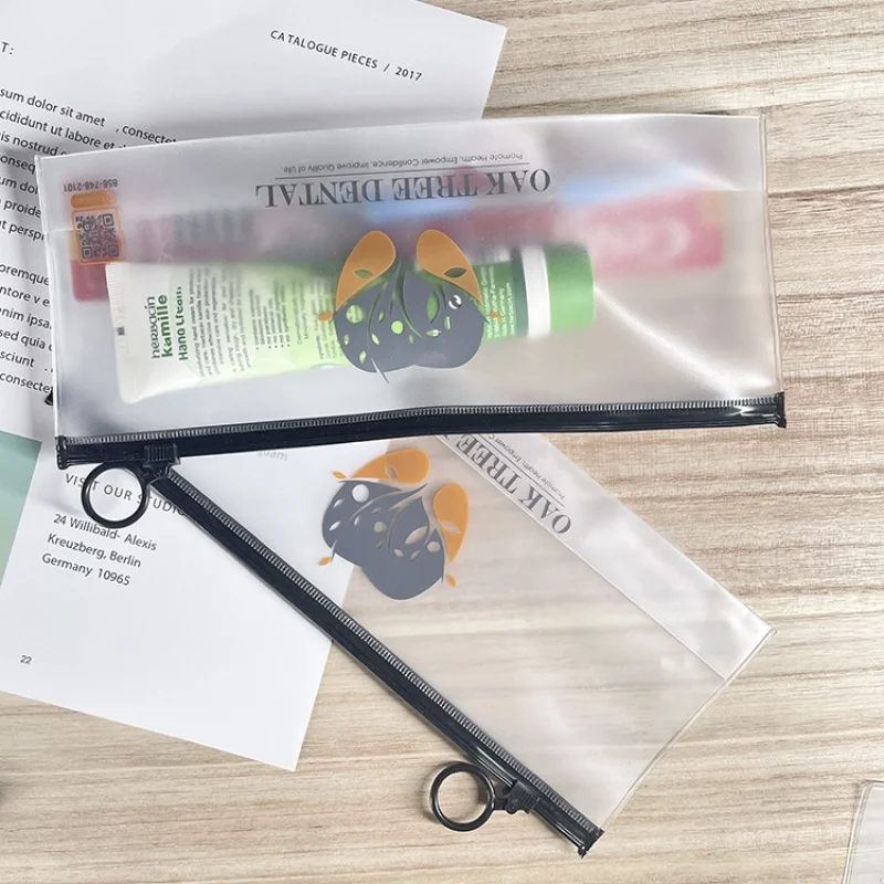 На заказ. Лидер продаж пластиковая маленькая зубная щетка с застежкой-молнией