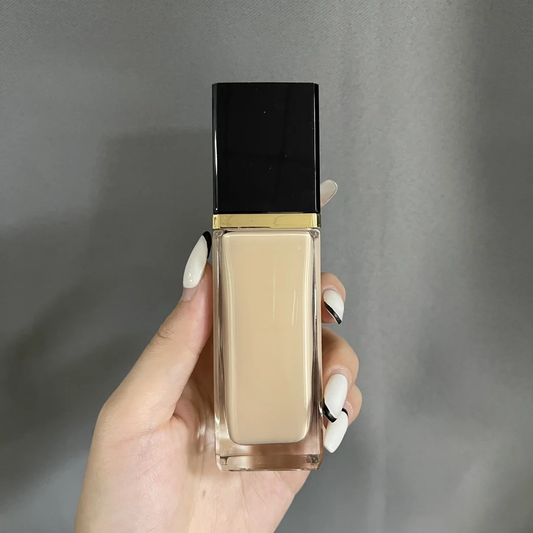 

High Quality NEW Makeup Moisturizing Foundation Liquid SPF20 PA+++ 30ML Long-Lasting Oil Control Concealer 4 Colors +GIFT