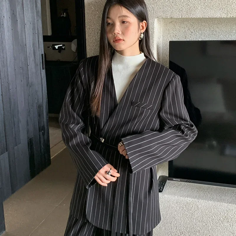 Осень 2024 Женский блейзер в полоску без воротника SuperAen женский пиджак офисном