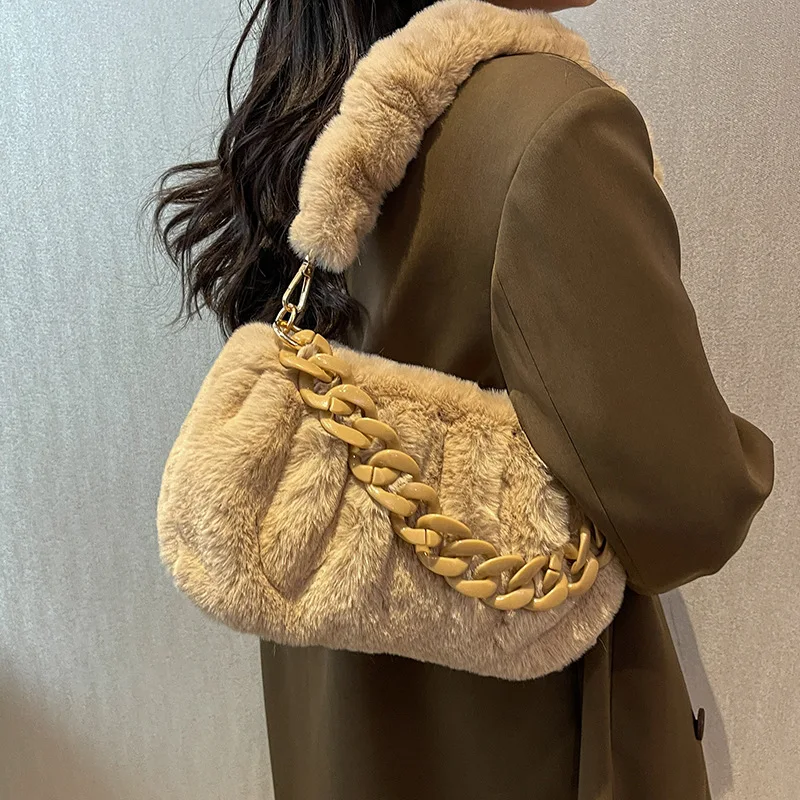 

Acrylic Chains Purses and Handbags Fashion Fluffy Plush Women Shoulder Bag Designer Crossbody Bags for Women 2023 Flap Tote New
