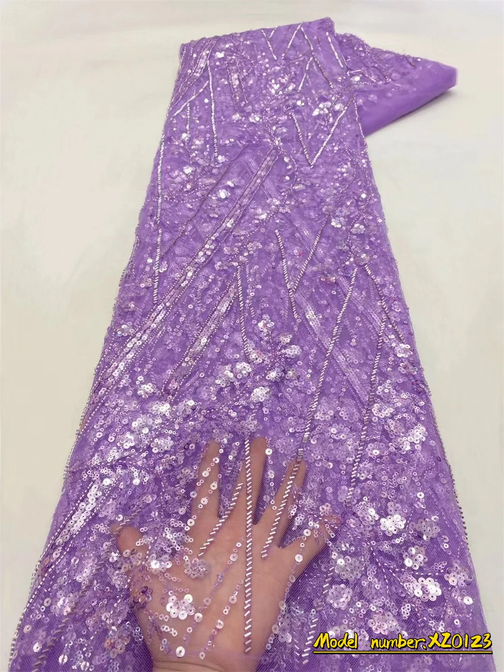 

Lilac Luxury Beaded Lace Sequins African Lace Fabric 2022 High Quality Nigerian Net Lace Fabric for Evening Dress XZ0123