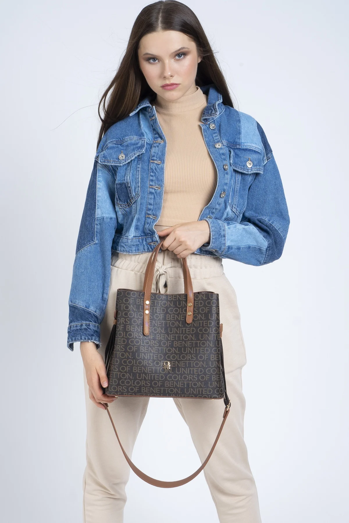 

Кофейный мешок United Colors of Benetton BNT_385