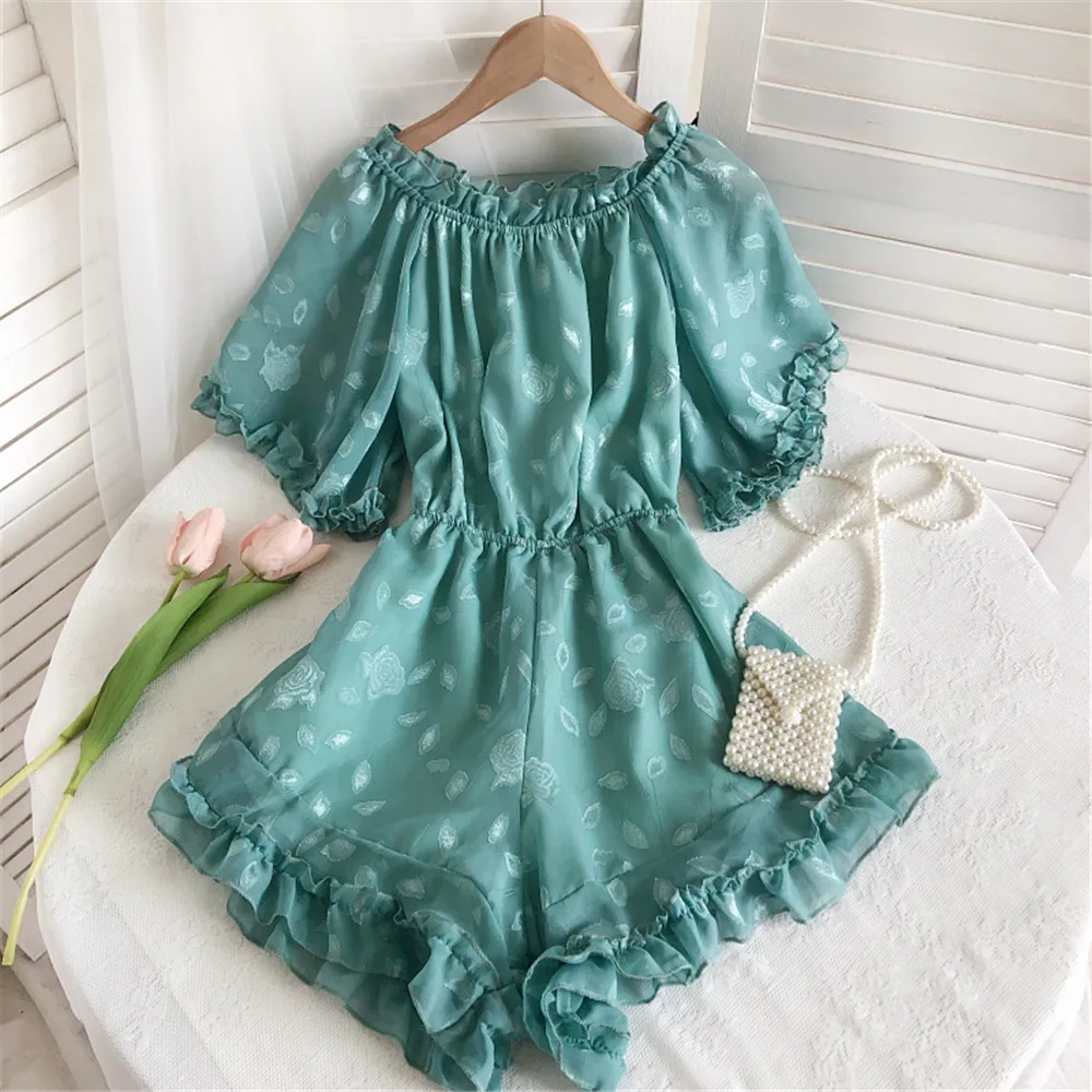 Комбинезон женский с открытыми плечами и принтом свободного покроя |