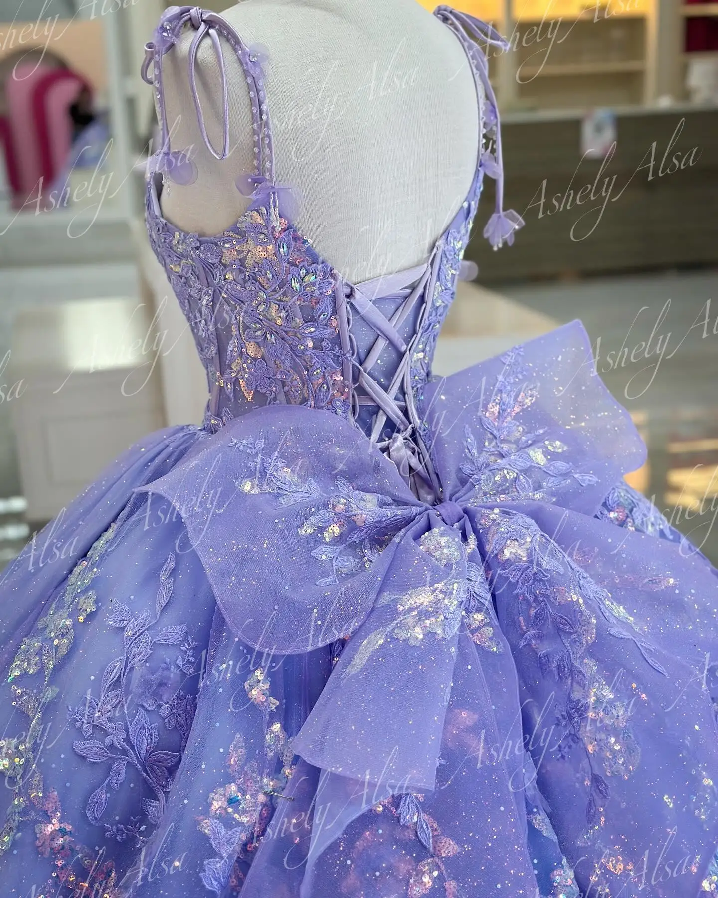 Женское бальное платье с блестками роскошное Лавандовое аппликацией и V-образным