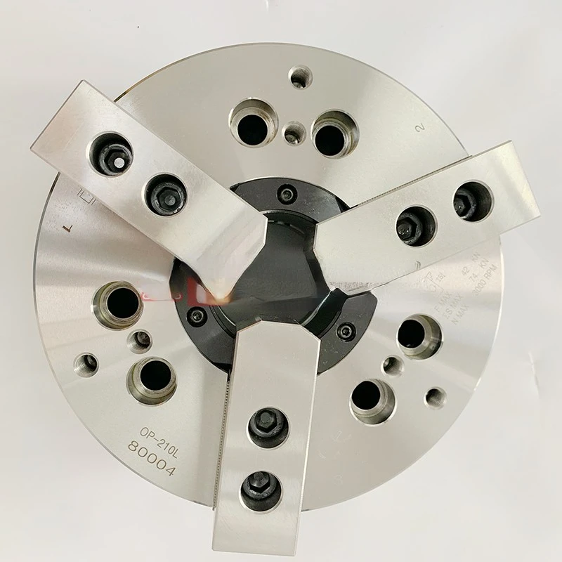 Длинный трехкулачковый гидравлический патрон