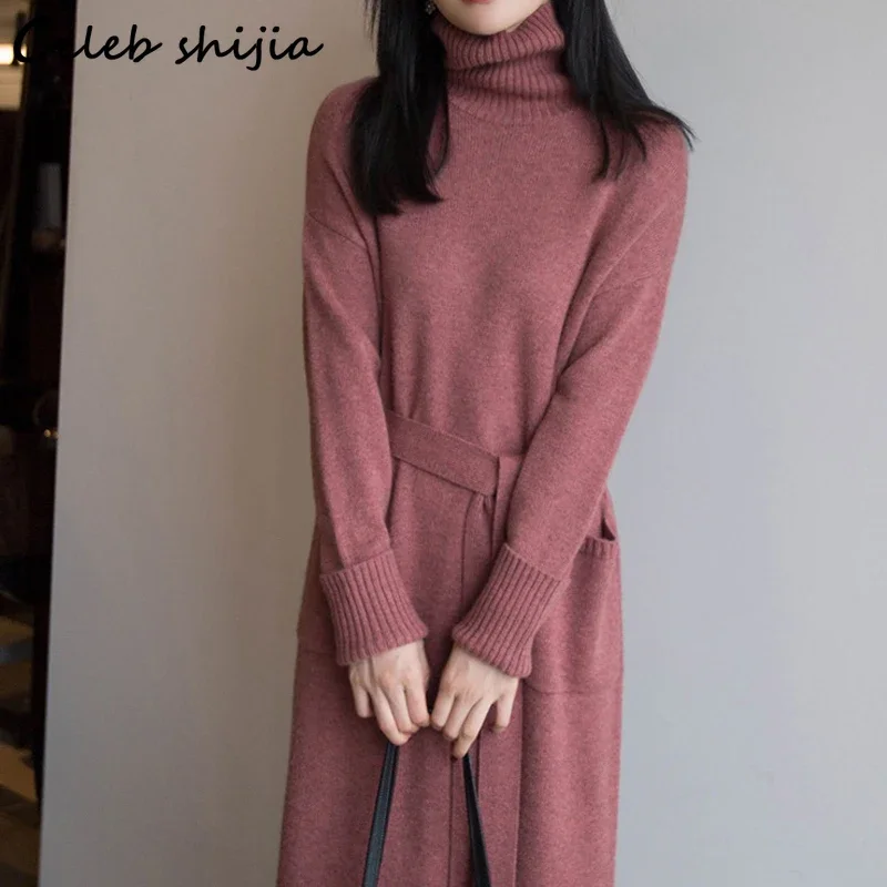 Женское шерстяное платье-свитер с высоким воротником и длинным рукавом