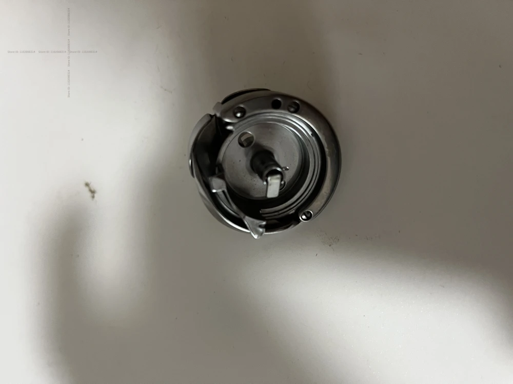 Фото DSH-490A DSH-PF490(A) Поворотный крючок HPF-490(A) KRT470-R для крючков Desheng 8810 8820, аксессуары для промышленных швейных машин №5