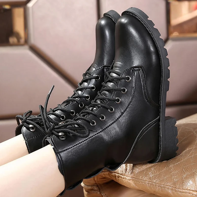 Women's Martin Boots Classic Round Toe Lace-up Designed Female Ankle Boots Rubber Anti-slip Square Heel Women Winter Shoes Black