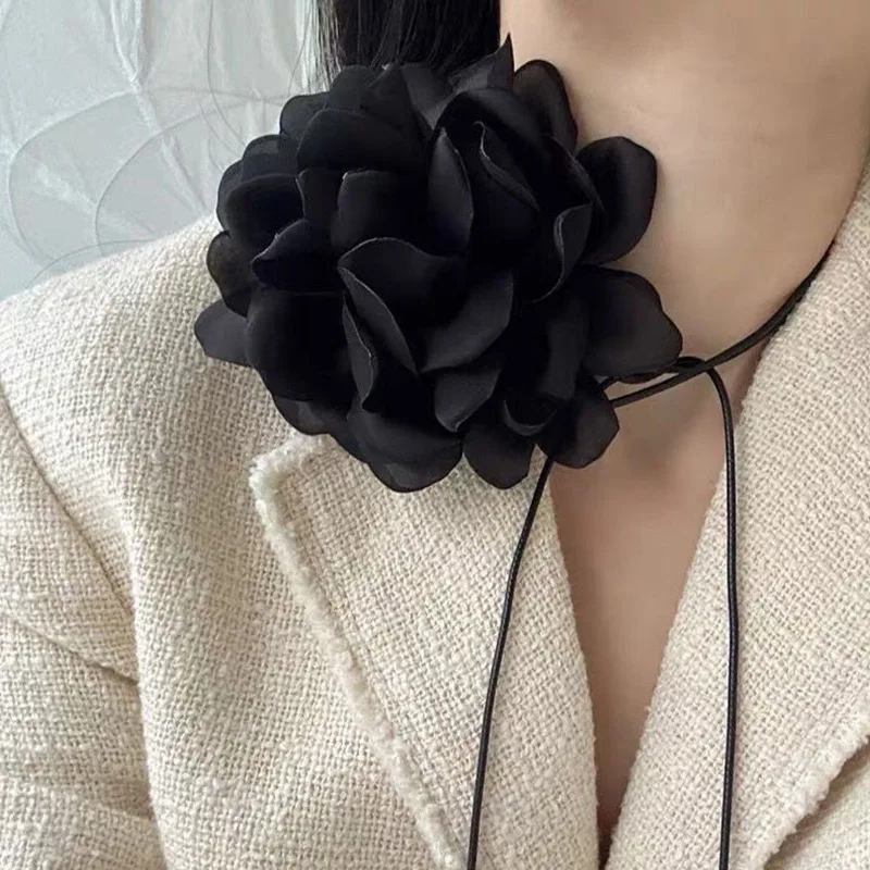 

1-3pc Big Rose Flower Necklace women Gothic Elegant Clavicle Chain Adjustable Choker Exaggerated Decorations Delicate Neck Chain