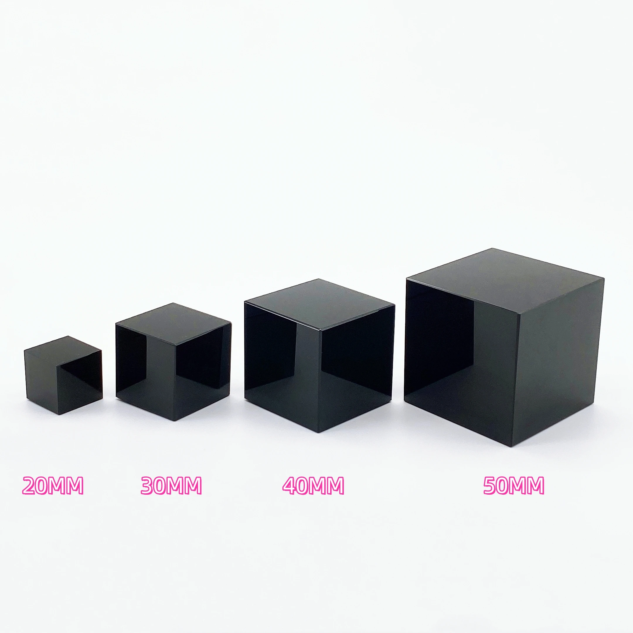 

Черный обсидиан кубический кристалл