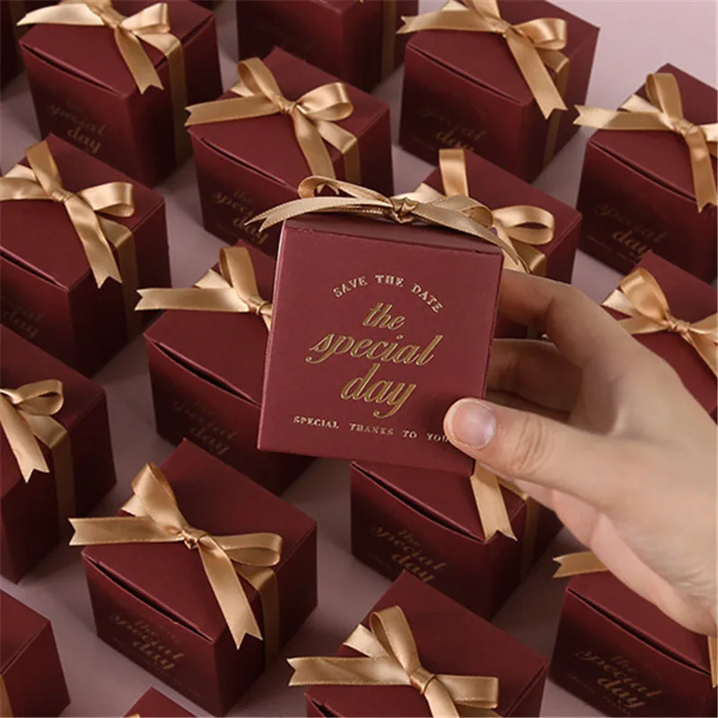 

20/30/50 шт винно-красный подарок Свадебные сувениры в коробке для гостей наилучшие пожелания напечатанные коробки конфет подарки на крещение ...