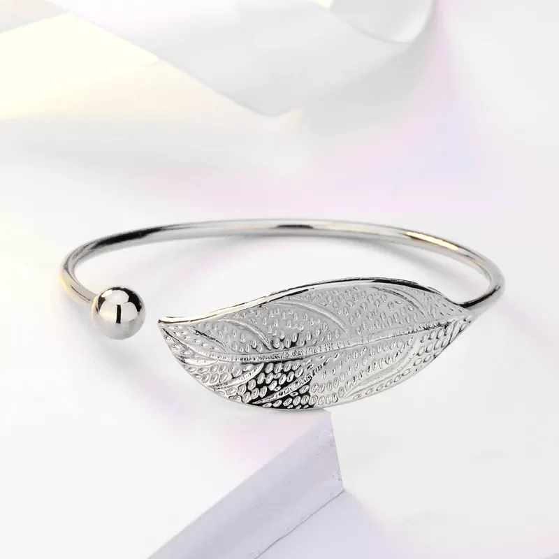 

Double Fair Bangles For Women Sweet Literary Elegant Fresh Leaf Shaped 4 Color Charm Open Bracelet Gift Fashion Jewelry KAH139