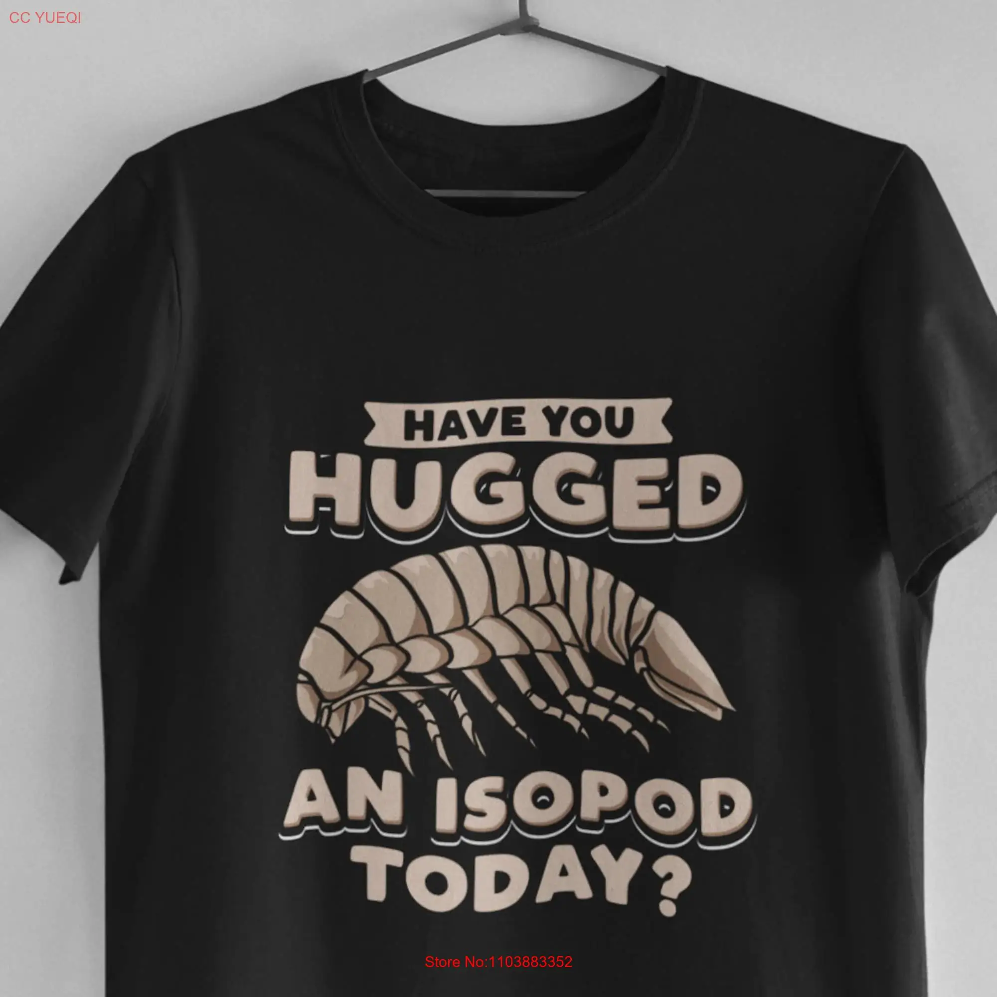 Футболка Isopod Entomology InsecT Hugged An