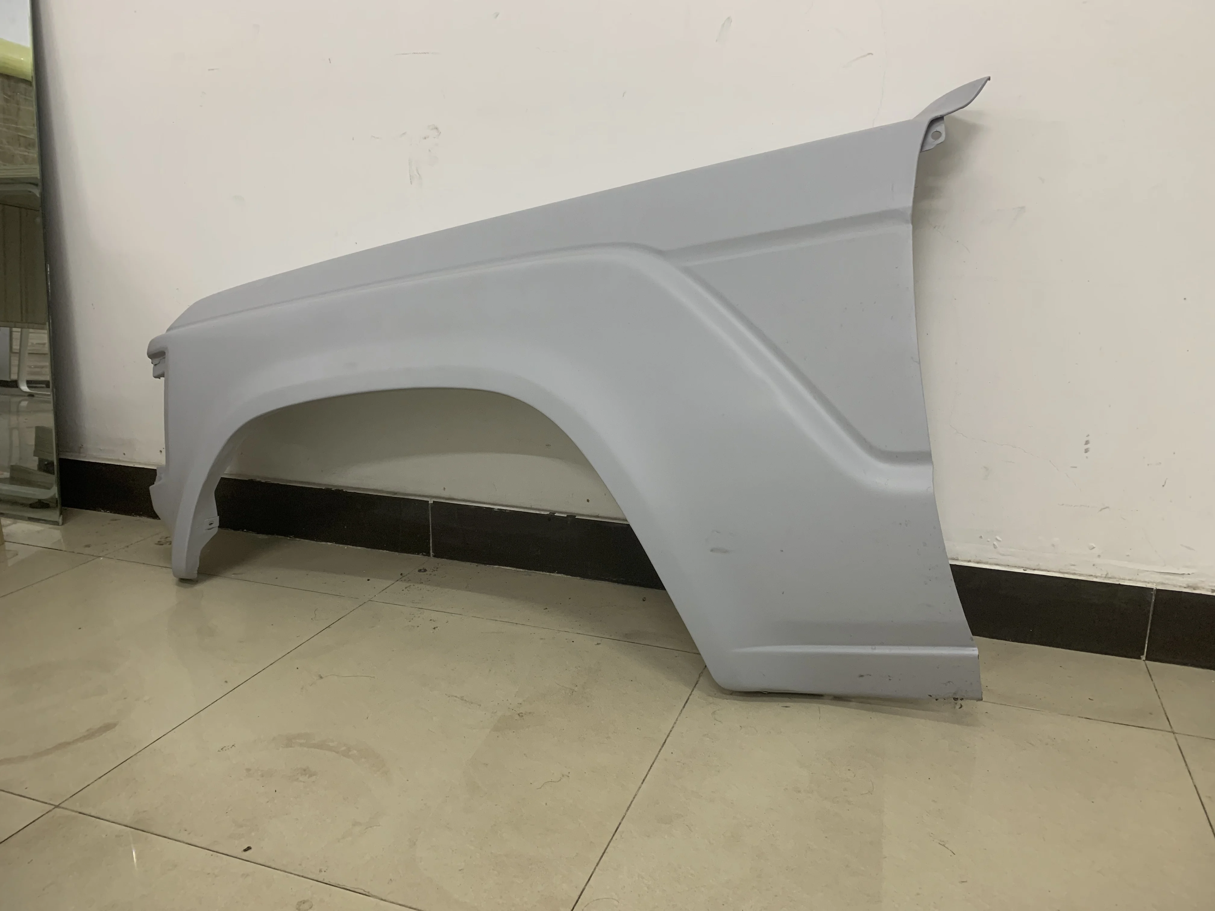 Переднее крыло автомобиля 1980-1990 FJ60 FJ62 BJ69HJ60 HJ62 LC60