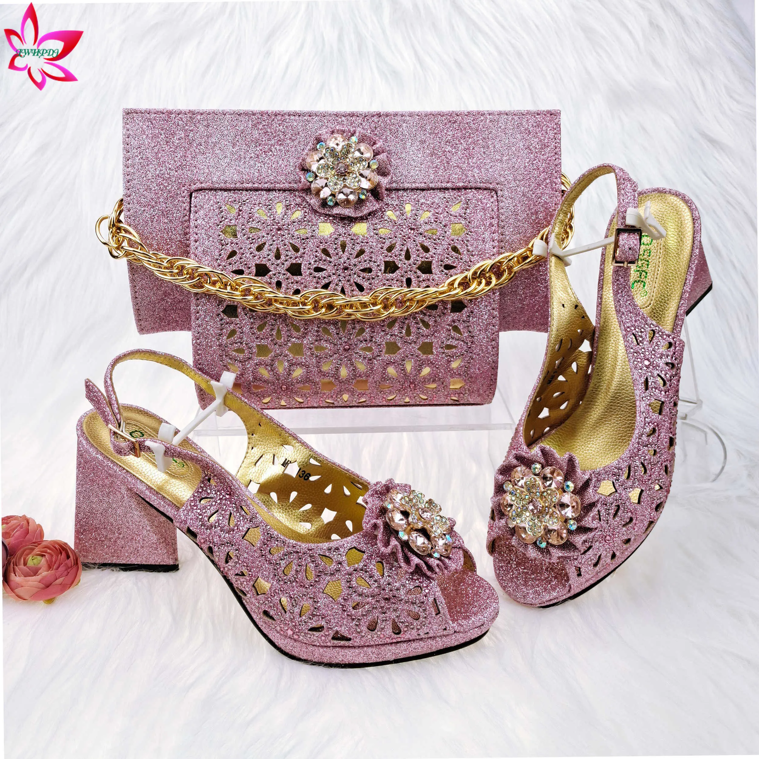 

2022 Popular New Design African Women Shoes and Bag to Match in Pink Color Mature Style with Shinning Crystal for Party