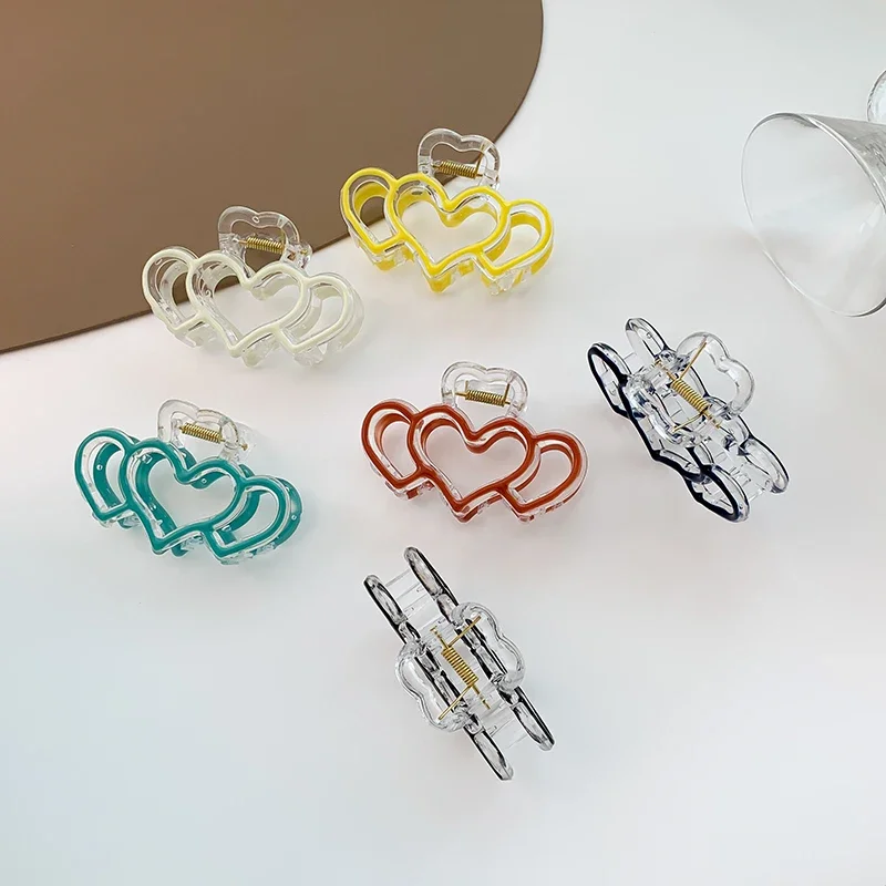 Заколка для волос в виде акулы