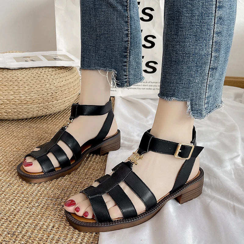 

2022 Women Gladiator Shoes T-strap Med Heel Sandals Square Toe Buckle Shoes Thick Heel Cow Leather Lady Footwear Summer Black
