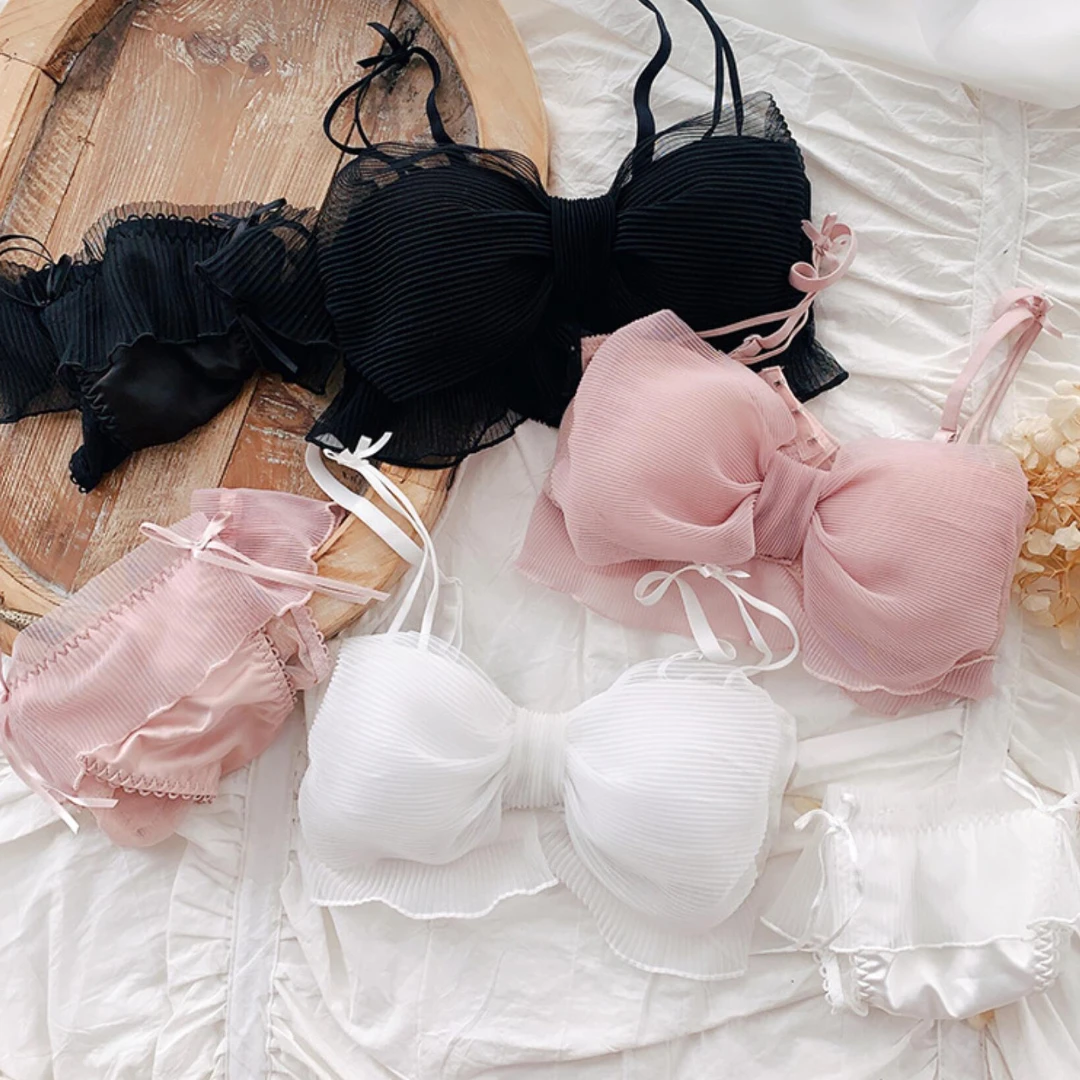 

Japanese Bras Lolita Girls Folds Bow Lovely UnderwearFolding Wrinckle Chiffon Bow Rimless Bra Comfortable Sweet Cute Bralette