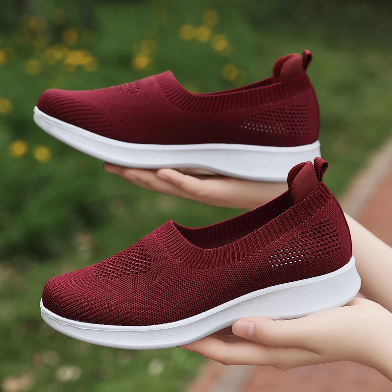

Sneakers Women Shoes 2021 New Slip-on Breathable Mesh Sock Women Casual Flat Shoes Loafers Vulcanized Shoes Woman Plus Size