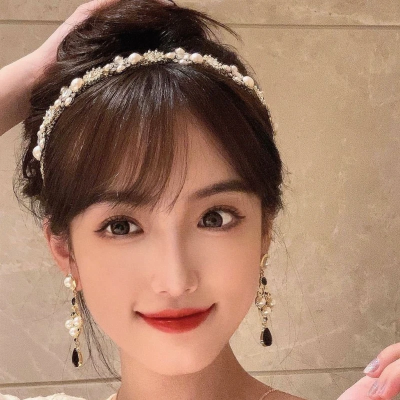 

Glinting Crystal Headband Queen Hair Hoop for Pageant Prom Bridal Wedding Bridal Wedding Hair Accessories