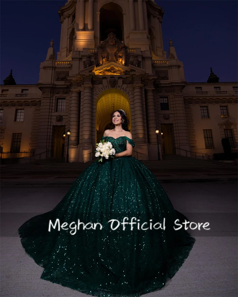Изумрудно-зеленое платье с открытыми плечами и бантом Quinceanera аппликацией из