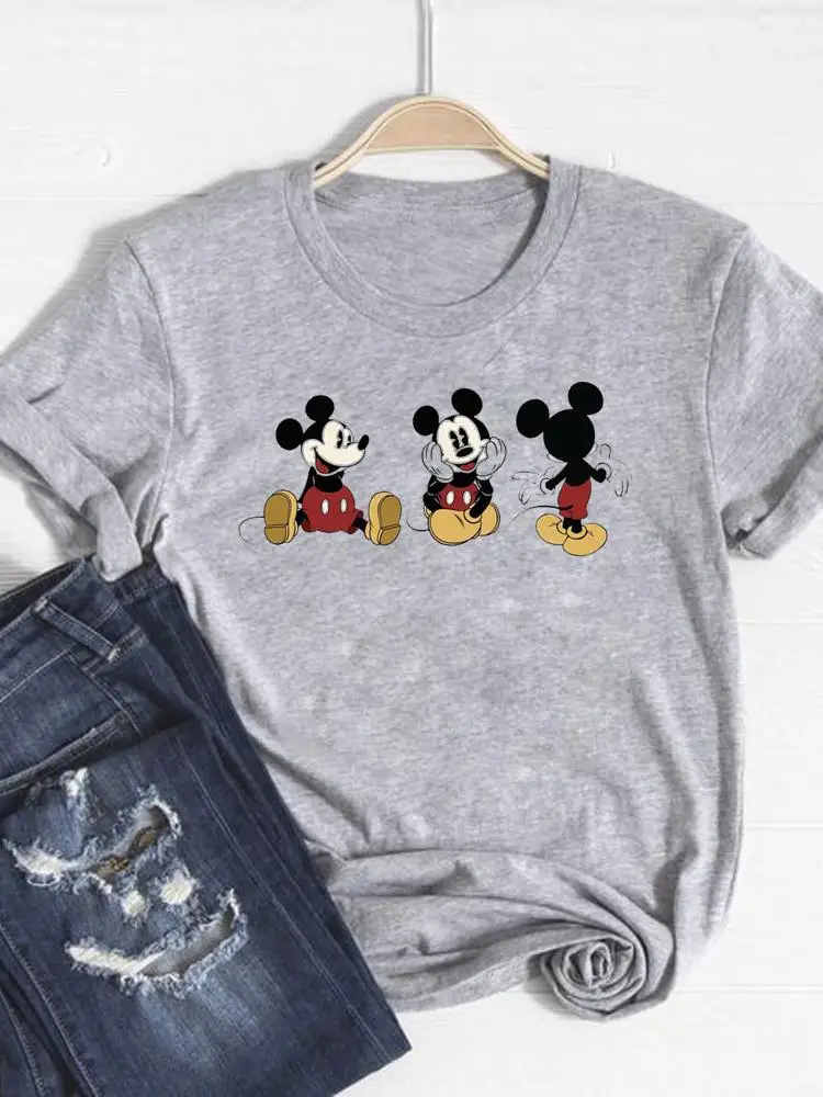 

Футболка женская летняя с рисунком «уши Диснея»