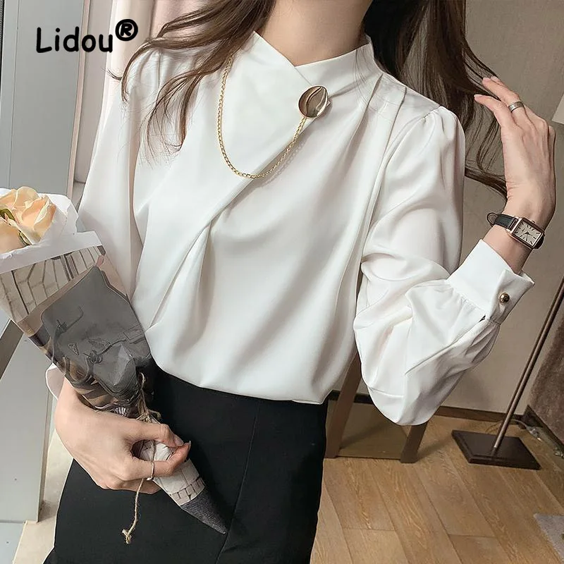 

Fashion CHAIN Ornament Sense of Design Blouse Women Classic Pleated O-collar All-match Office Lady Chiffon Pullover Shirt 2023