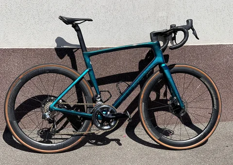 Новинка 2022 года, углеродная рама для дорожного велосипеда с покрытием Sagan, коллекция цветов, подходит для Di2 electronic Shift 700C дорожный велосипед н...
