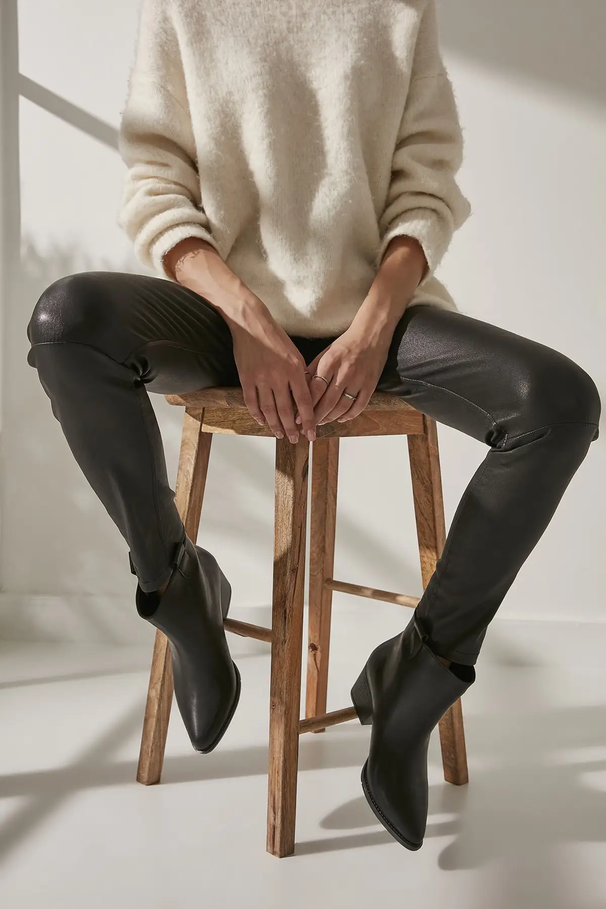 

Женские ботинки ie & DIES, Новое поступление, роскошные стильные женские ботинки, дизайнерские удобные женские ботинки на платформе, высокое ка...