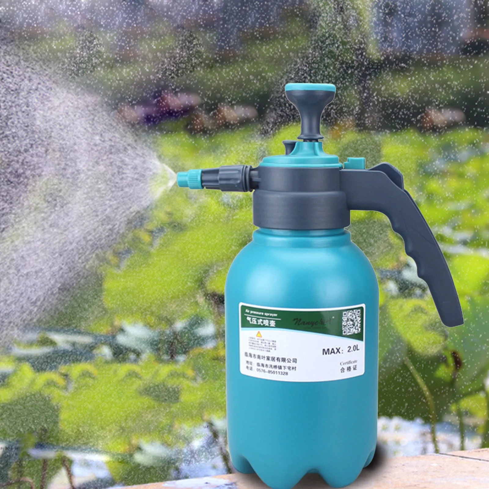 

Hand Pressure Disinfection Water Sprayers Spray Bottle Air Compression Pump Garden Sprayer Sprinkler Gardening Watering Can 2L