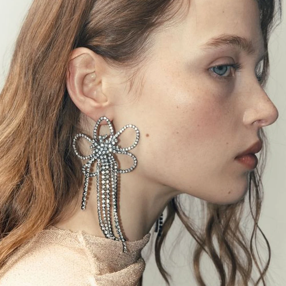 

Tassel Flower Earrings Dangle for Women Statement Brincos Rhinestone Earrings Crystal Drop Oorbellen Ladies Wedding Jewelry Gift