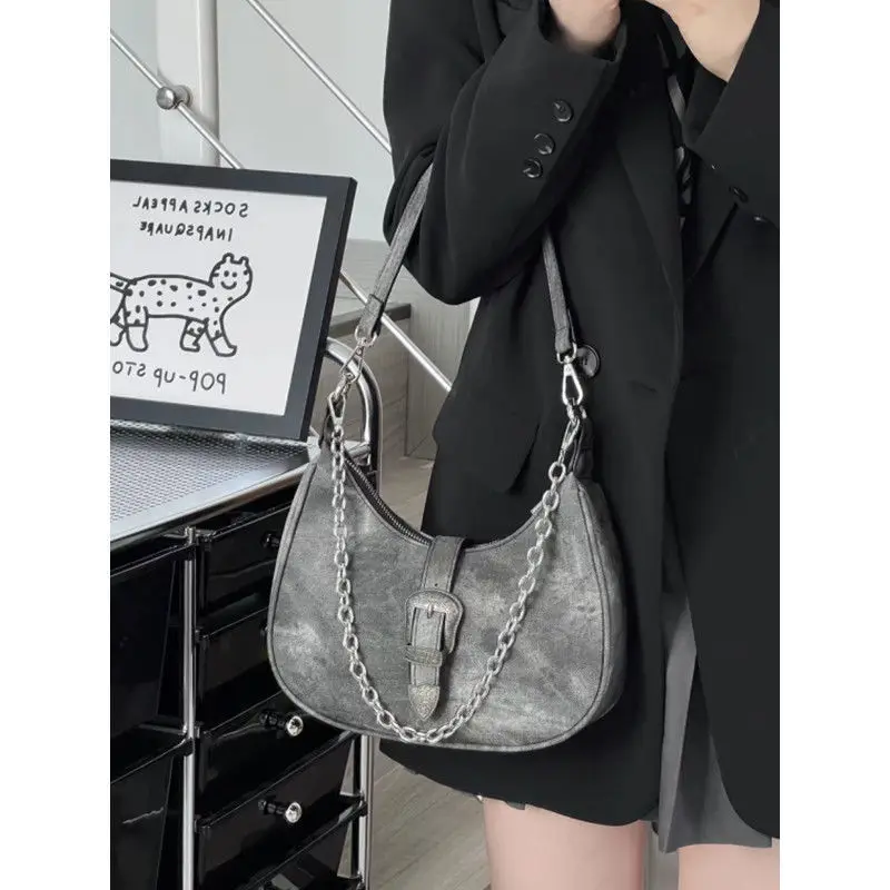 

Niche bag high quality retro shoulder bag chain decorative handbag crescent bag