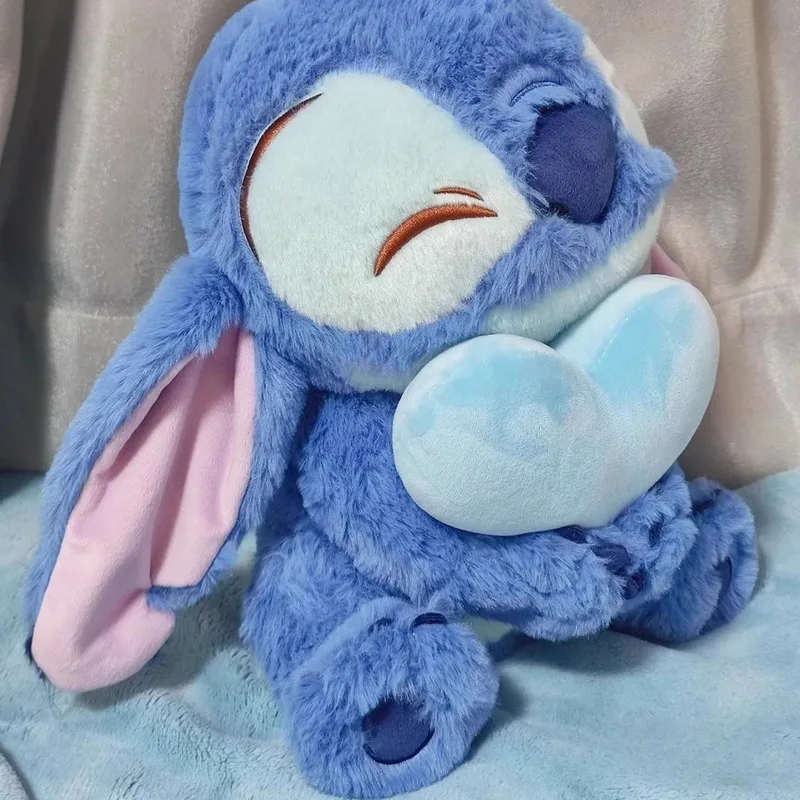Плюшевая кукла Disney Stitch Love Heart