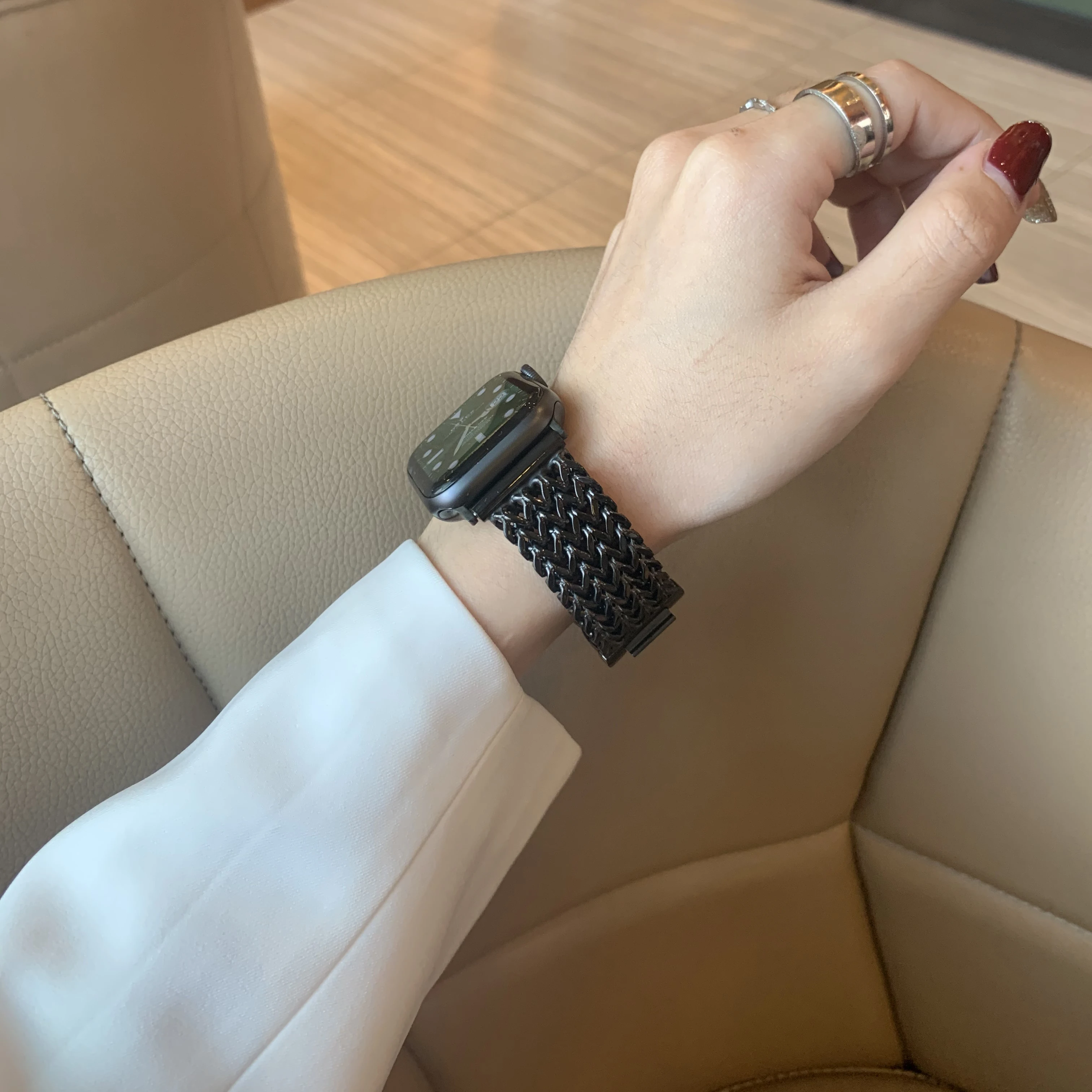 Metal Link Bracelet for Apple Watch Band 40mm 44mm 38mm 42mm 41mm 45mm Stainless Steel Strap Fit iWatch Series 8 7 6 SE 5 4 3