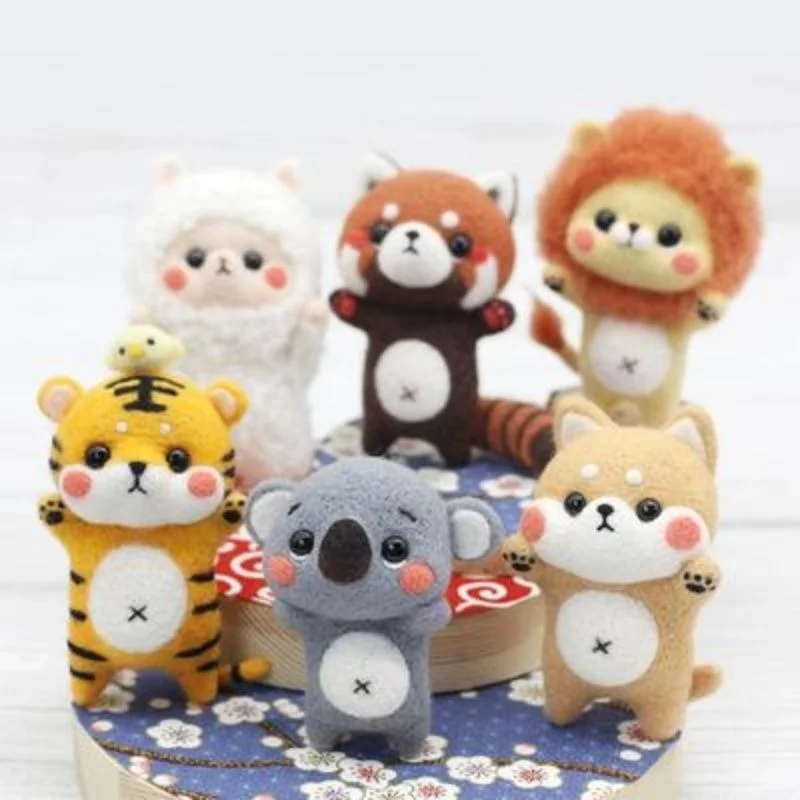 

Tiger Felt DIY Craft Keychain Lion Poke Fun Boyfriend Gift Felt Wool Handmade Doll Decor Jewelry Material Package