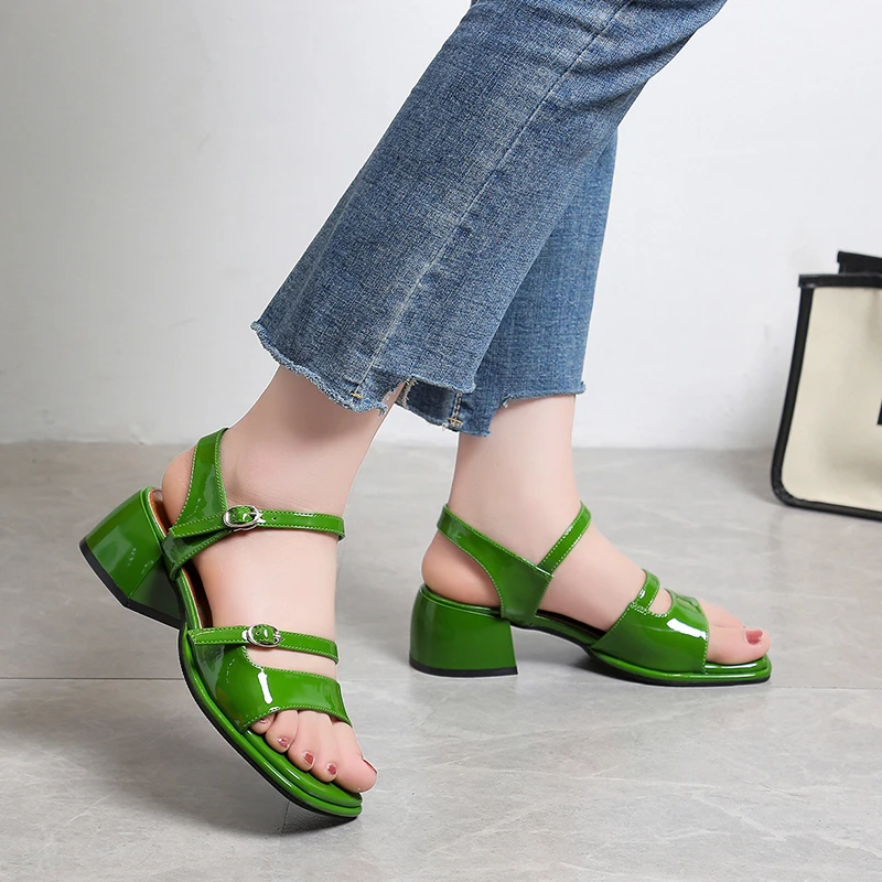 

2022 New Fashion Shiny New Summer Fashion Collection Full of Transparent Chunky Heel Women's Shoes Woman Shoes High Heels Sexy