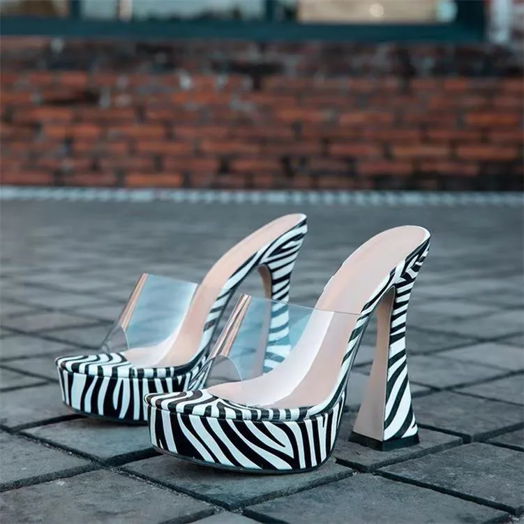 

2022 New Women Slippers Slides Summer Outdoor Slippers Fashion Peep Toe Square Heels 13cm Gladiator Sandals Shoes