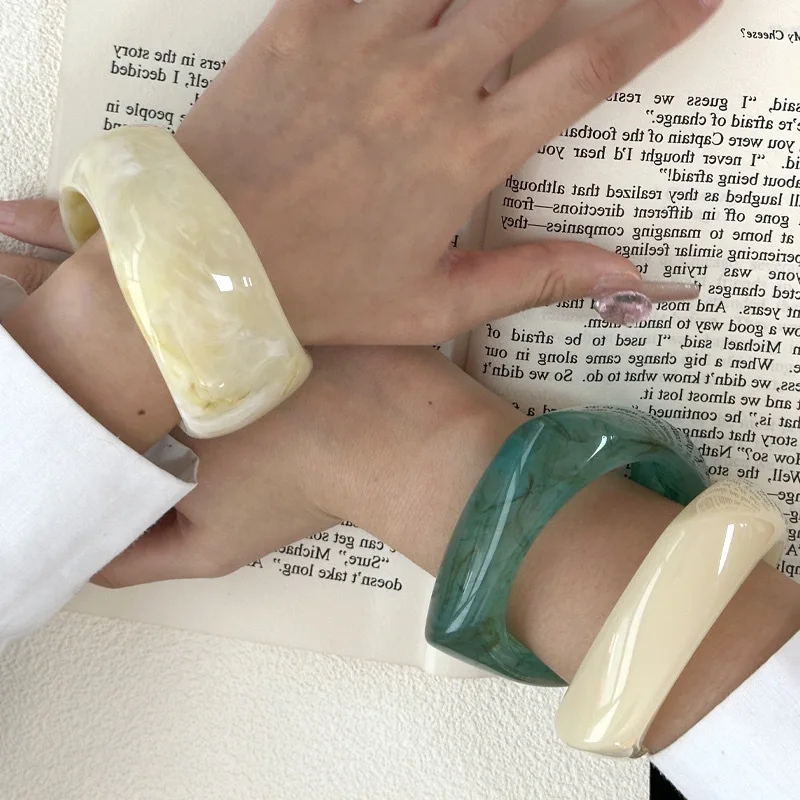 Yuyu Европейский и американский весенне-летний новый модный браслет из смолы