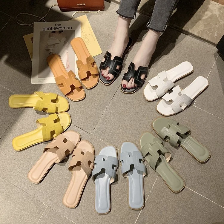 

New Fashion Cool Slippers Women's Summer Casual Wear Flat Bottomed Beach Shoes Holiday Traveling Non-slip Slippers