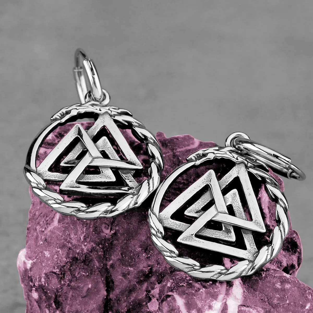 

Vintage Viking Valknut Drop Earrings For Men Stainless Steel Hip Hop Punk Biker Earrings Fashion Nordic Amulet Jewelry Wholesale