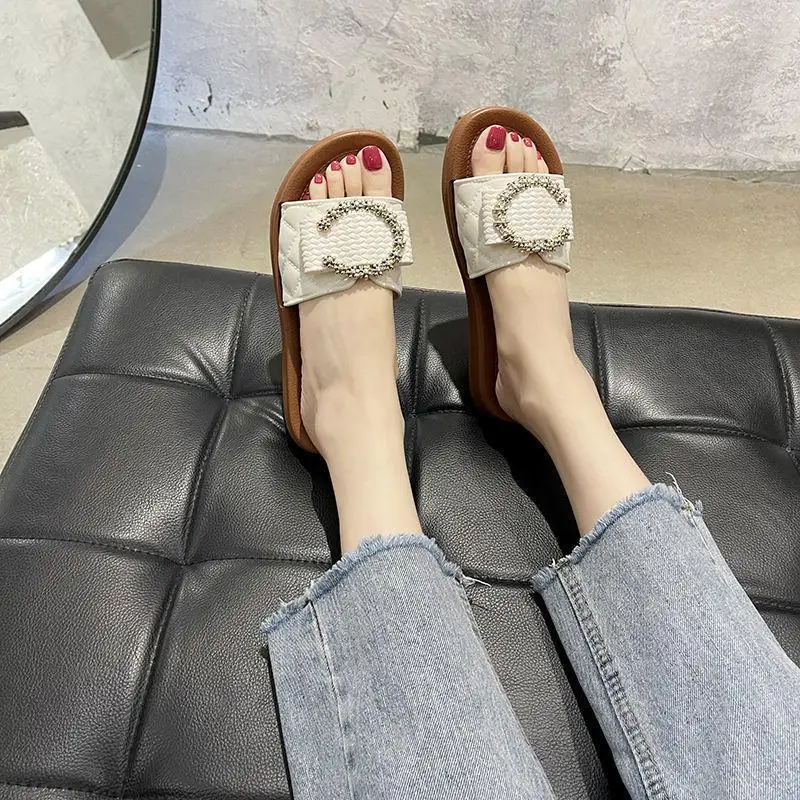 Sandals Woman Summer 2022 Fashion C Buckle Flat Soft Sole Slippers Home Non-slip Slippers Shoes For Women Slippers Boho Sandal