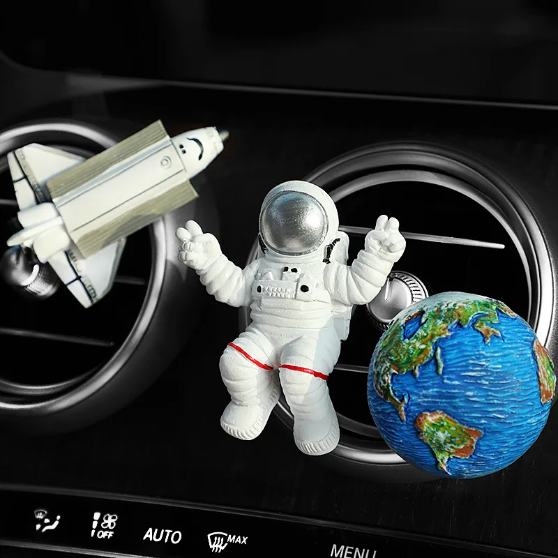 

Автомобильная воздушная розетка с космическим астронавтом, украшение для порта кондиционирования воздуха, автомобильные аксессуары, укра...
