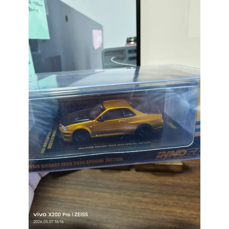 Фото INNO 1:64 Эксклюзивная модель с выставки в Малайзии, GTR-34, литая модель из сплава, подарок для мальчиков, коллекционный предмет для взрослых, декоративный элемент. №3