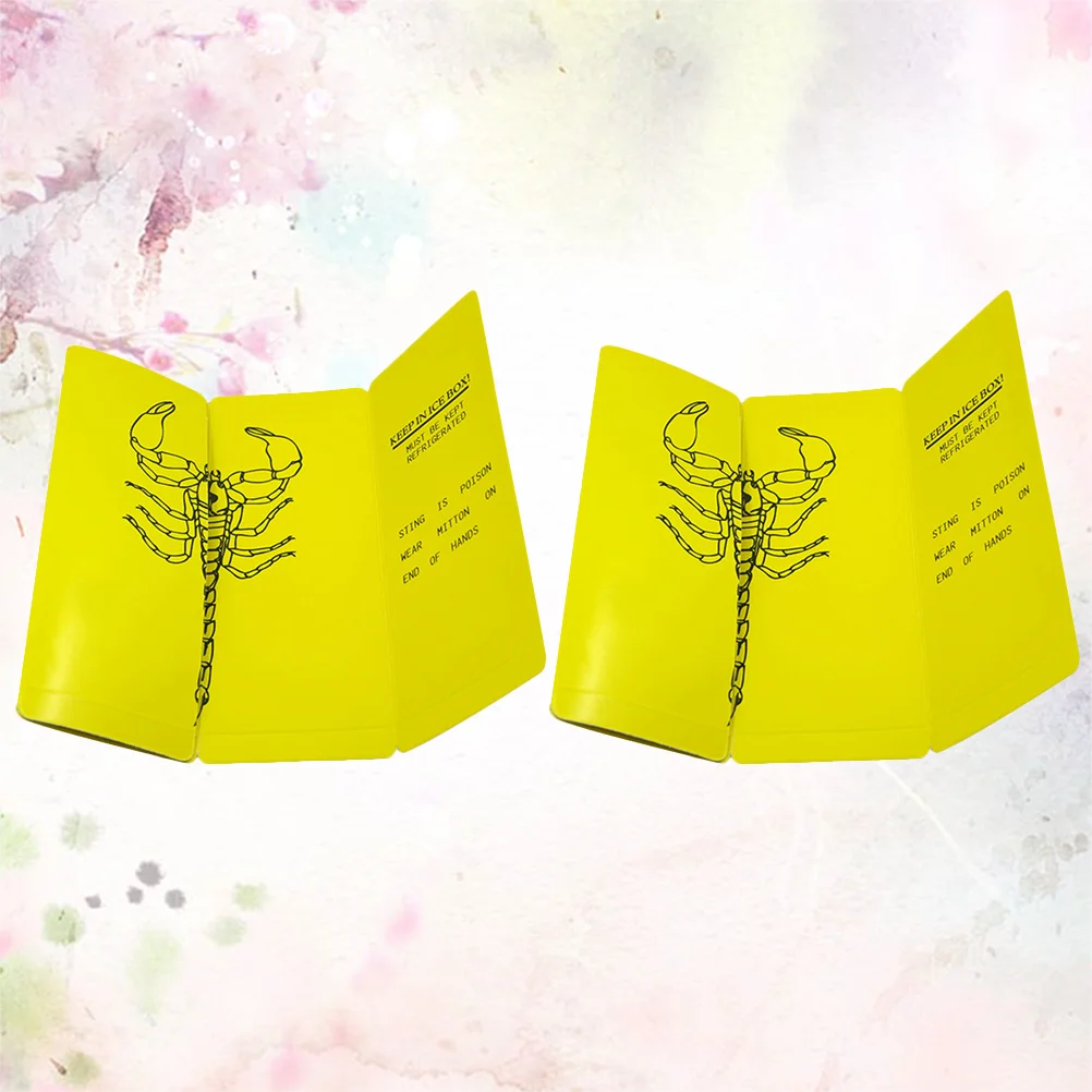 

2pcs Scorpion Shaped Design Props Tools For Kidss for Boys Girls Playing (Yellow)
