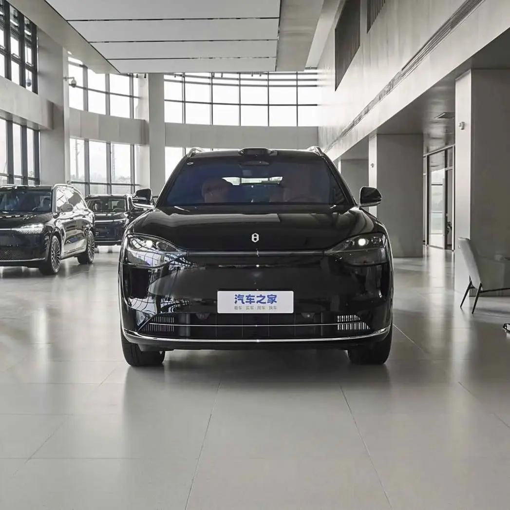 Фото Электромобиль Wenjie M9, 2024, удлиненный автомобиль дальнего действия, 4WD, 630 км, бывшая в употреблении электромобиль, большой электрический внедорожник №4