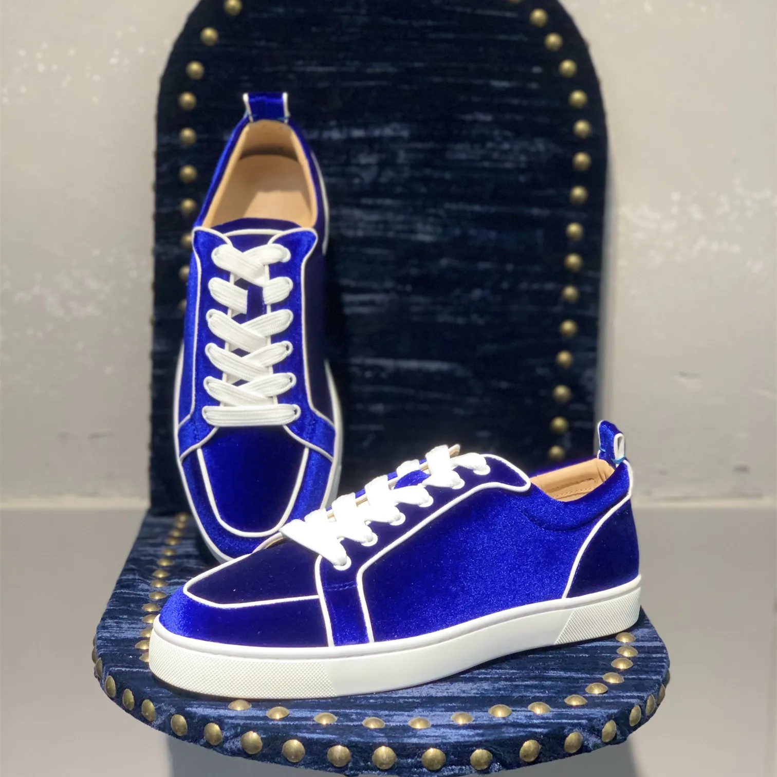 

Low Cut Red Bottom Shoes For Men Blue Velvet Casual Flats Sneaker