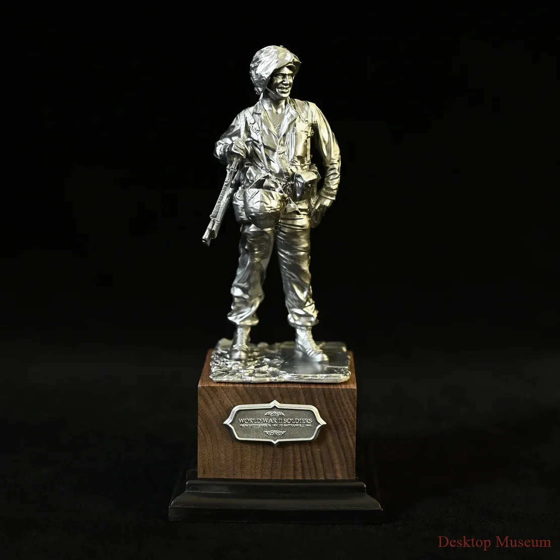 

Статуэтки европейских солдат из полимера LTCP-361