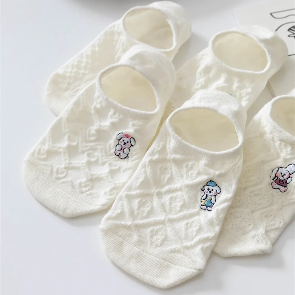 

Женские мелкие носки не могут соскальзывать весной и летом с белыми вышитыми носками-лодочками для щенков.